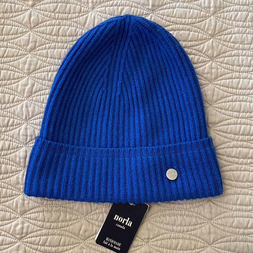 NEW✨Norla Canada Handmade Cashmere Blend Beanie